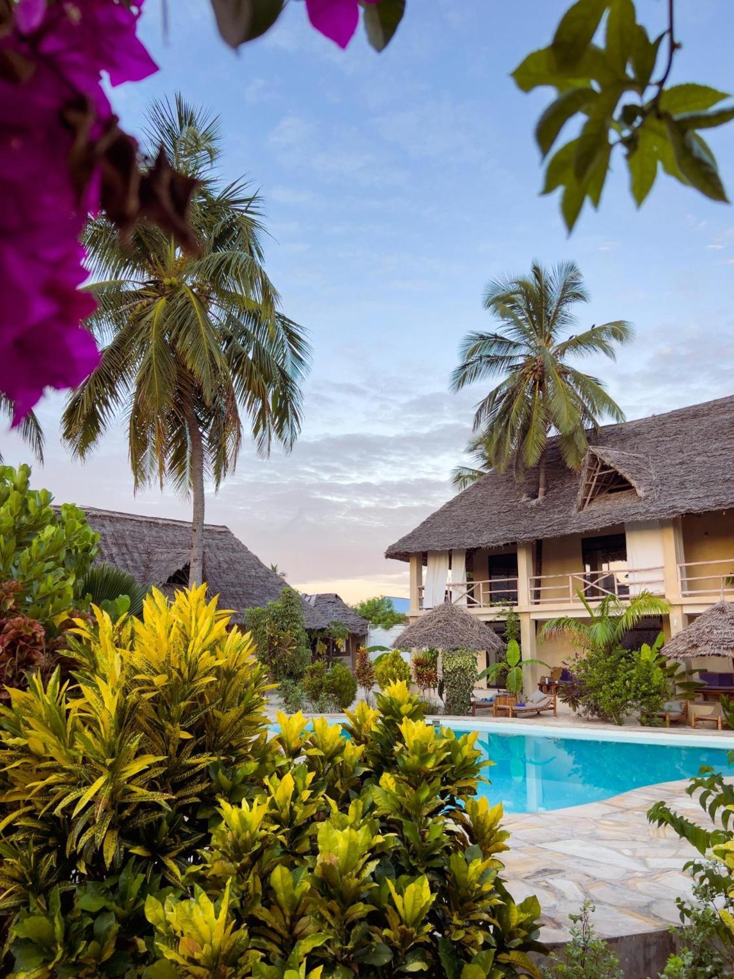 The Garden Hotel Paje Luaran gambar